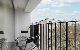 Spacious Apartment With Balcony By Rent Like Home